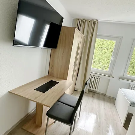 Monteurwohnung In 아파트