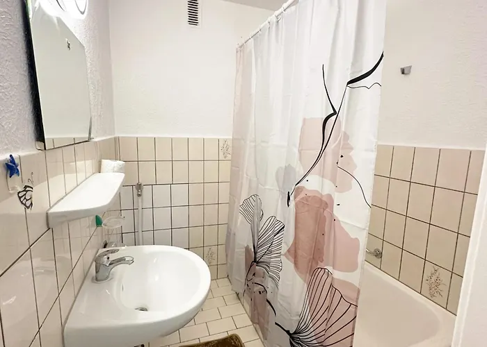 Monteurwohnung In Duisburg *